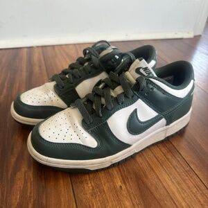 Nike dunks